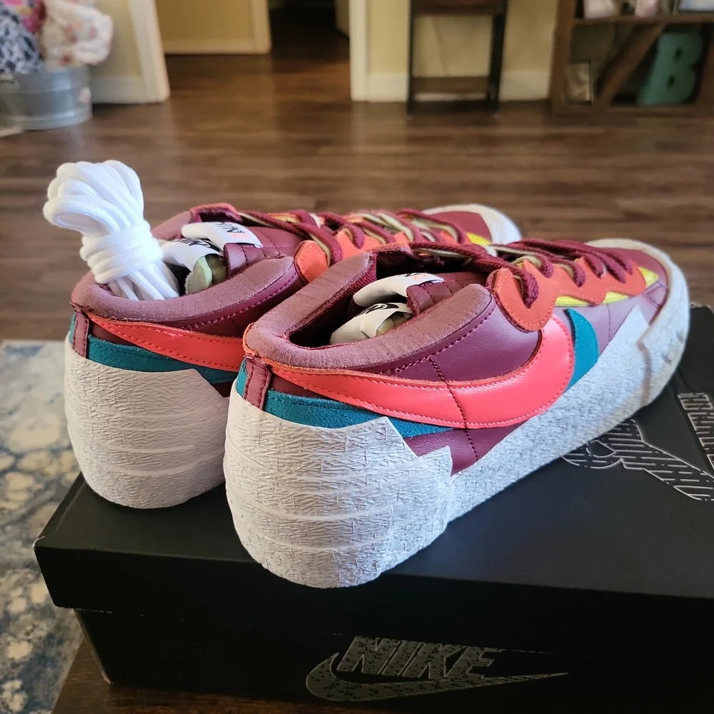 Nike blazer Sacai Kaws Red - Picture 3 of 5